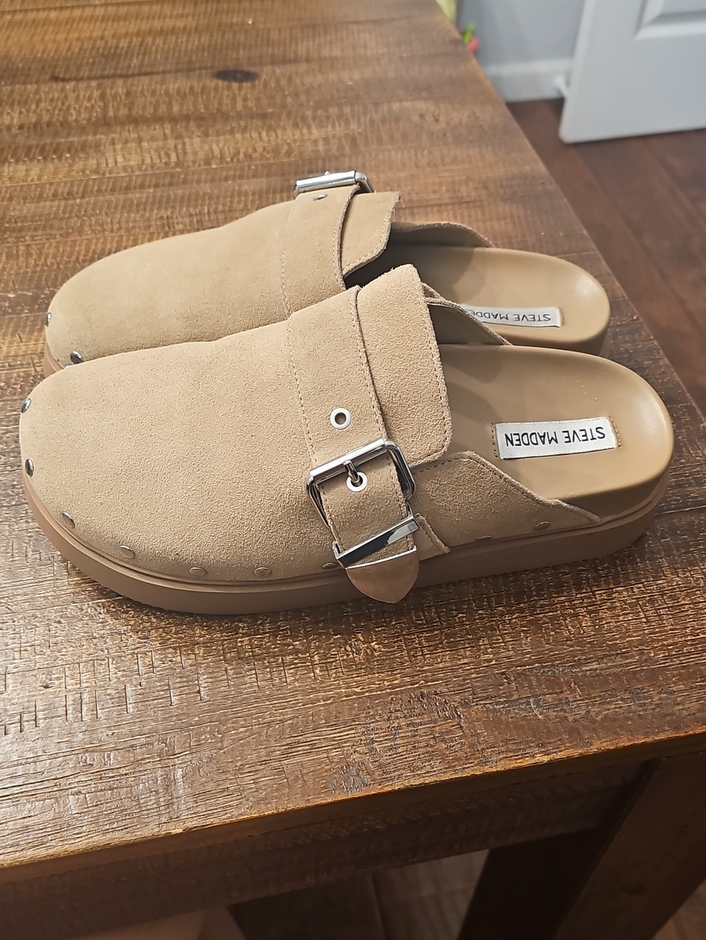 Steve Madden Tan Suede Buckle Clogs